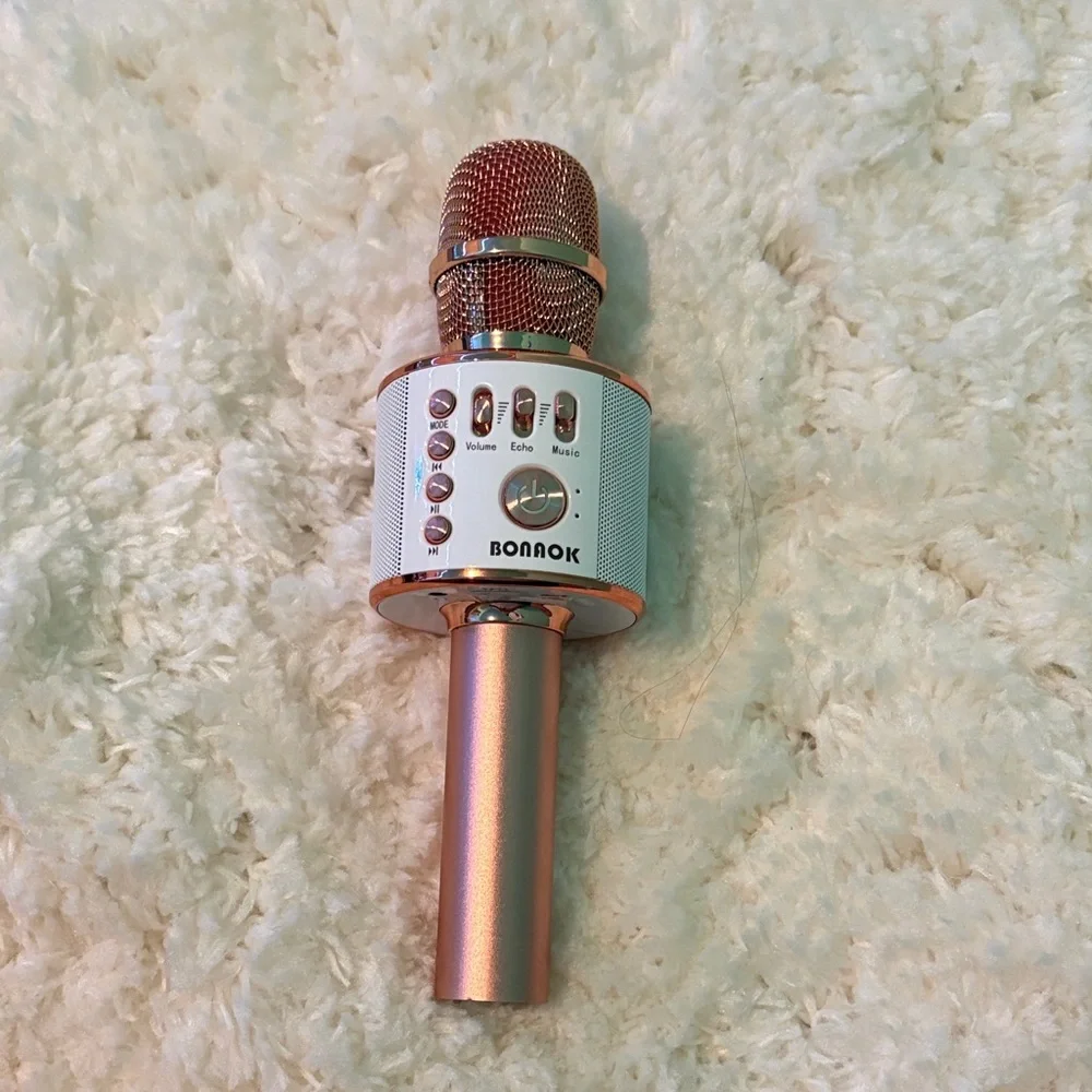 Rose Gold Wireless Karaoke Microphone
